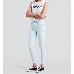 Levi’s Wedgie Skinny High Rise Stonewashed Ice